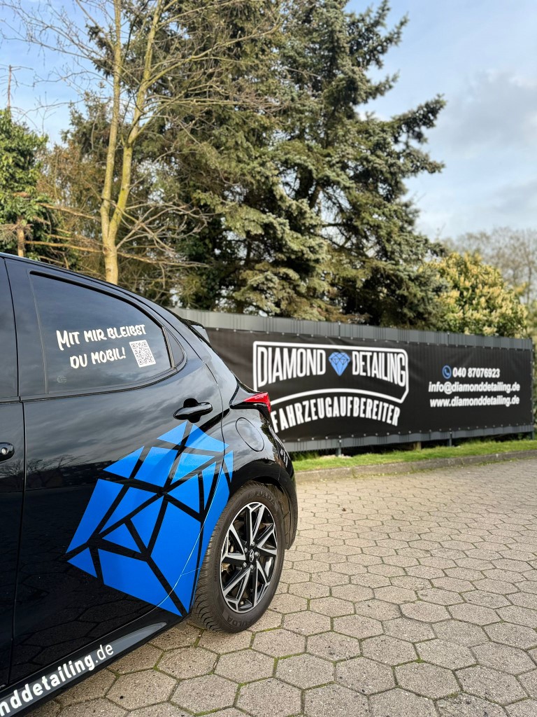 Folierungsprozess in der Werkstatt